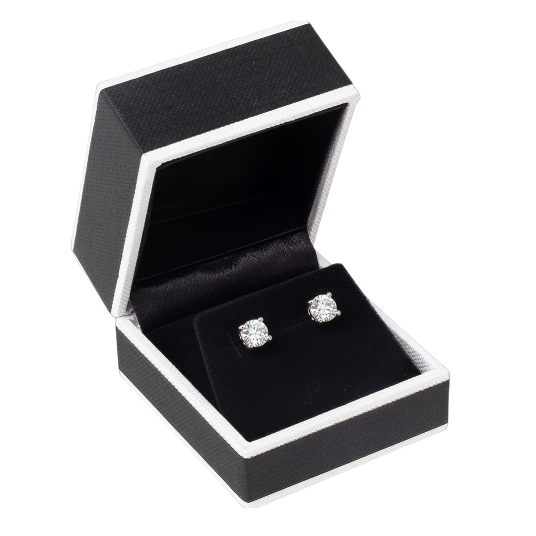 Black and white luxury diamond earring box. Box for Britain