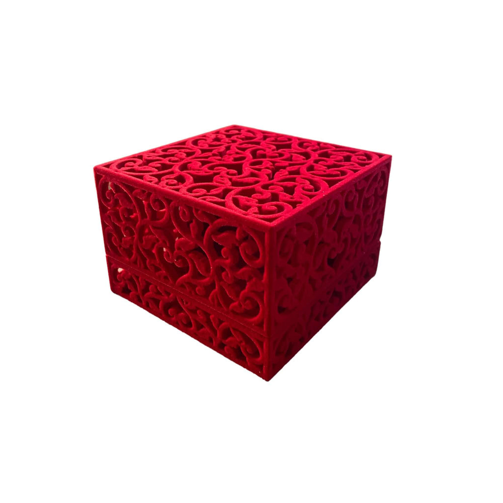 Filigree Ring Box, closed