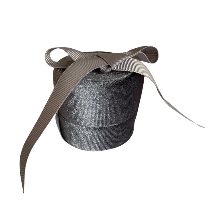 Luxury Plush Round Velvet Ring Box with Ribbon Grey - BOX FOR BRITAIN